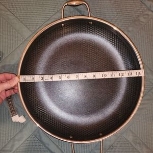 Hexclad 14"fry pan